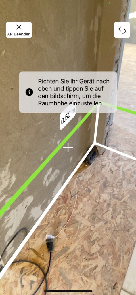 Screenshot Magicplan App – Raum im Rohbau mit Treppe per Smartphone scannen und digital ausmessen mit AR und KI-Technologie